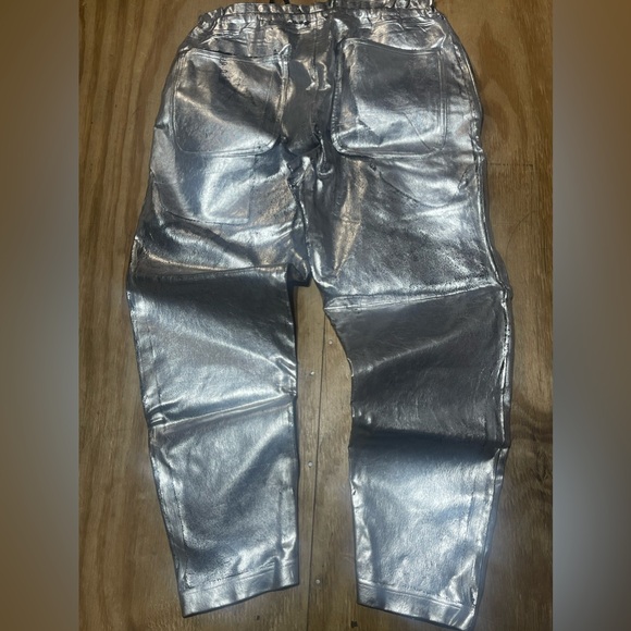 Comme des Garçons Homme Plus
metallic straight-leg trousers adult m @X - Picture 3 of 10